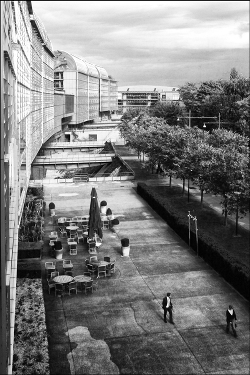 Corps et décors urbains 2