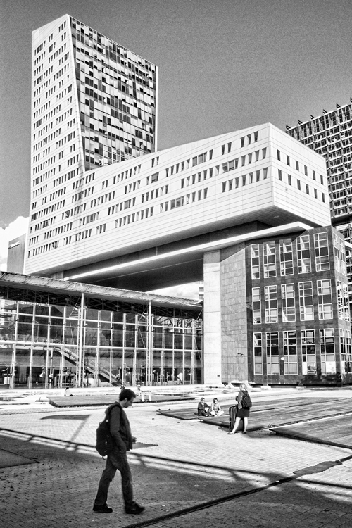 Corps et décors urbains 5